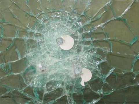 點(diǎn)擊查看詳細(xì)信息<br>標(biāo)題：防彈玻璃 閱讀次數(shù)：4114